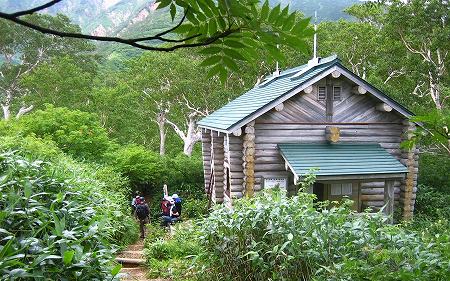 大倉山避難小屋